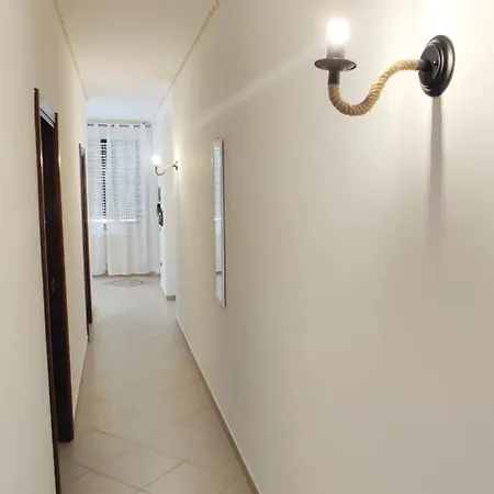 La Rupe E Il Giardino Manfredonia