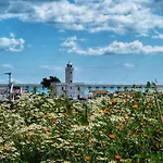 La Rupe E Il Giardino