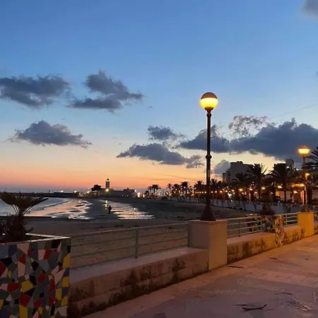 Lägenhet La Rupe E Il Giardino