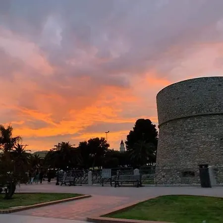 La Rupe E Il Giardino Lägenhet