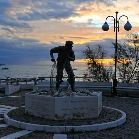 Lägenhet La Rupe E Il Giardino *