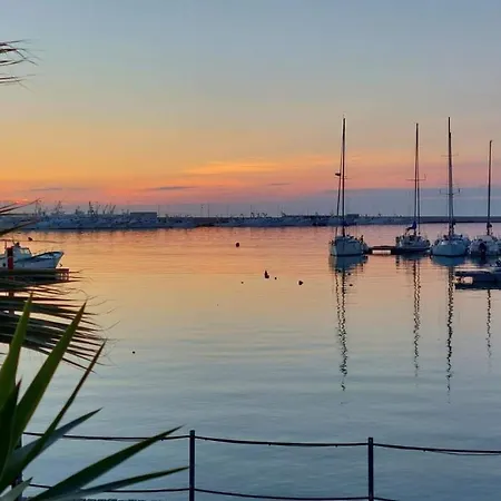 La Rupe E Il Giardino Lägenhet Manfredonia