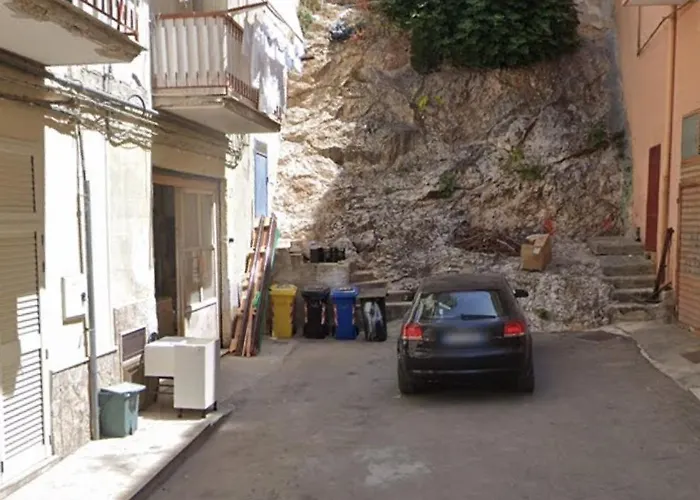 La Rupe E Il Giardino *